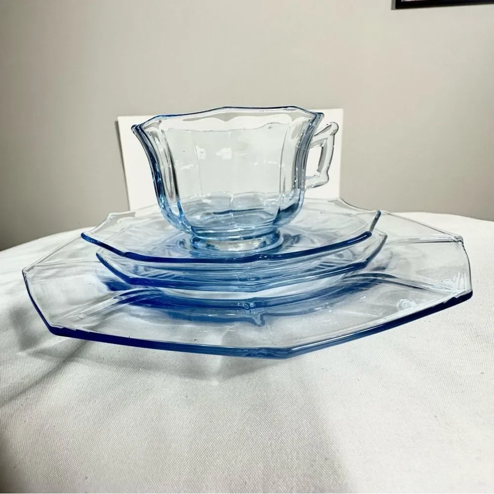 Cambridge Vintage Glass DECAGON Moonlight Blue  Cups, Saucers & Plates Set 12
